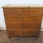 211 7215 CHEST OF DRAWERS